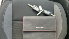 Nissan Qashqai 1.3 DiG-T Acenta Premium 5dr Petrol Hatchback